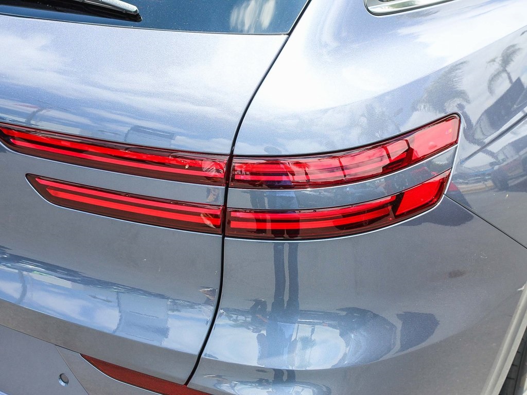 2026 Genesis Electrified GV70 photo 9