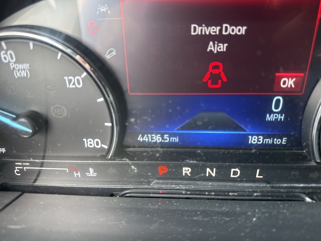 2022 Ford Escape Hybrid SE photo 21