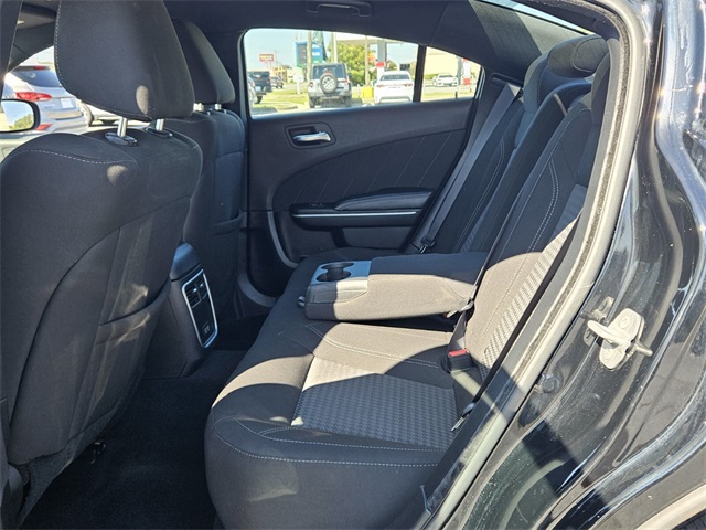 2023 Dodge Charger SXT photo 6