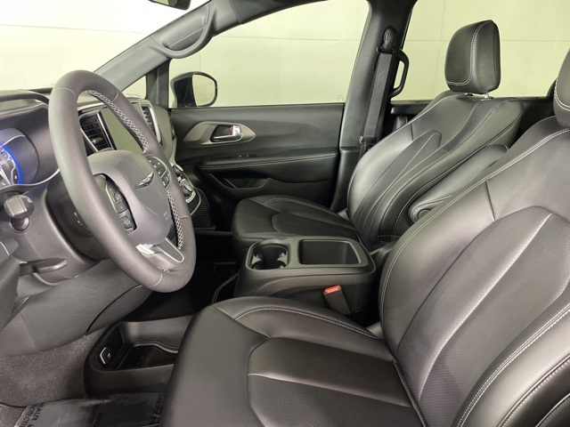 2026 Chrysler Voyager LX photo 20