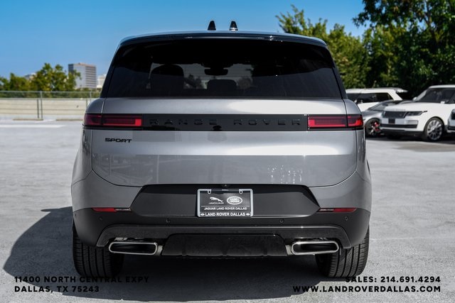 2025 Land Rover Range Rover Sport SE photo 2