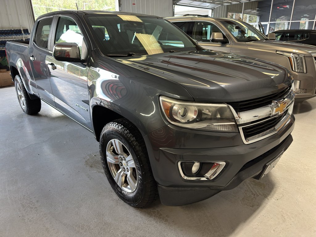 2016 Chevrolet Colorado LT photo 2