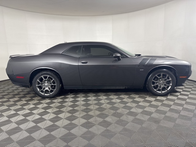 2017 Dodge Challenger GT photo 2