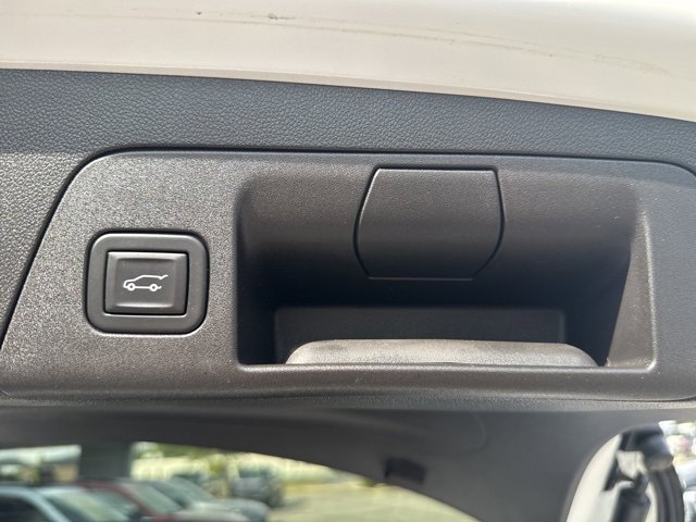 2023 Buick Envision Essence photo 27