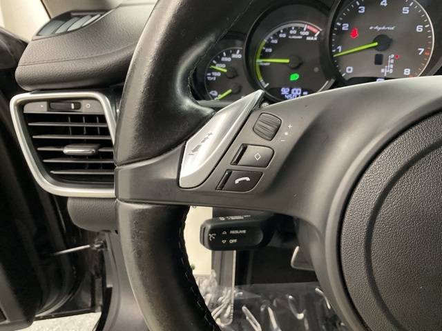 2016 Porsche Panamera E-Hybrid S photo 12