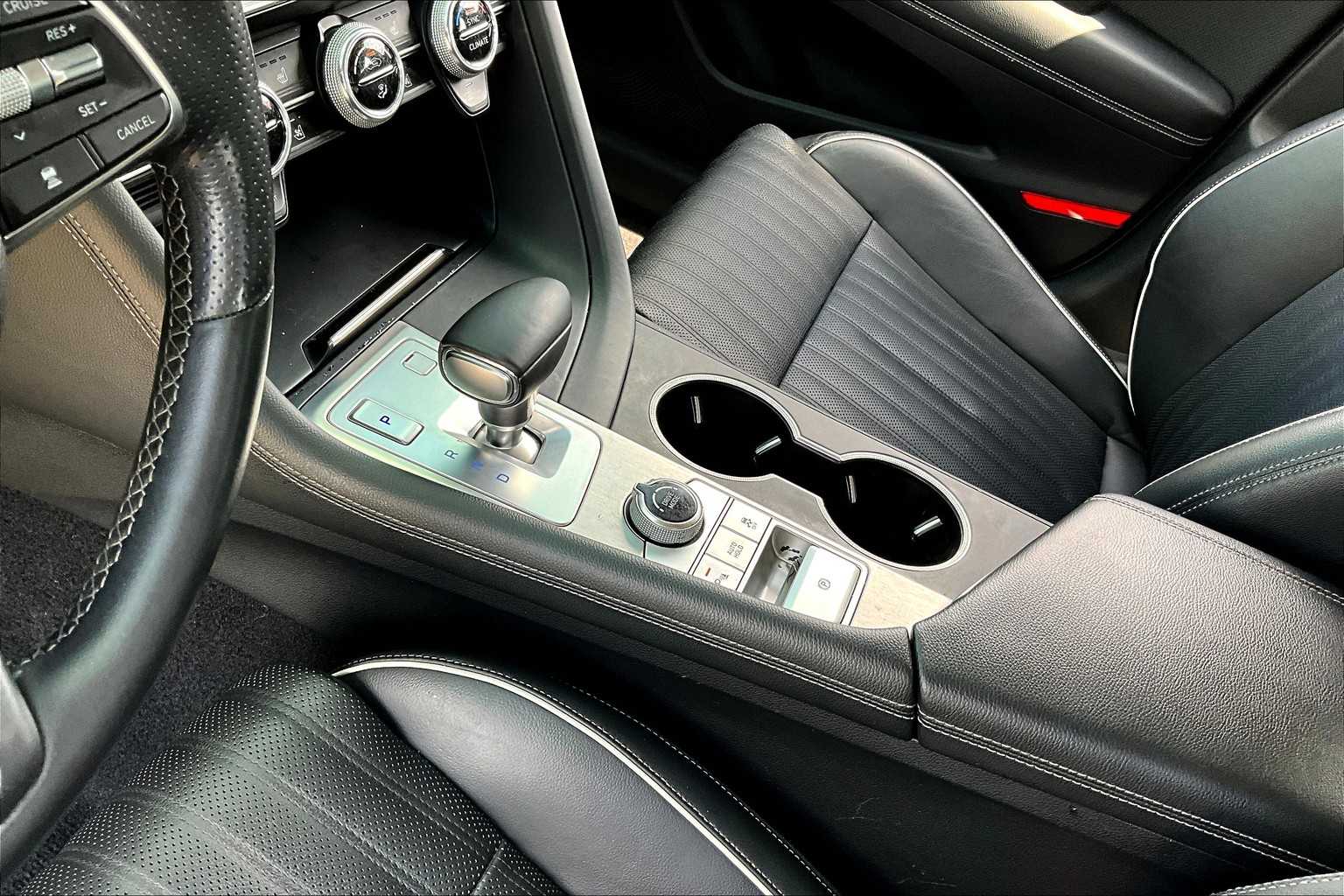 2019 Genesis G70 3.3T Advanced photo 13