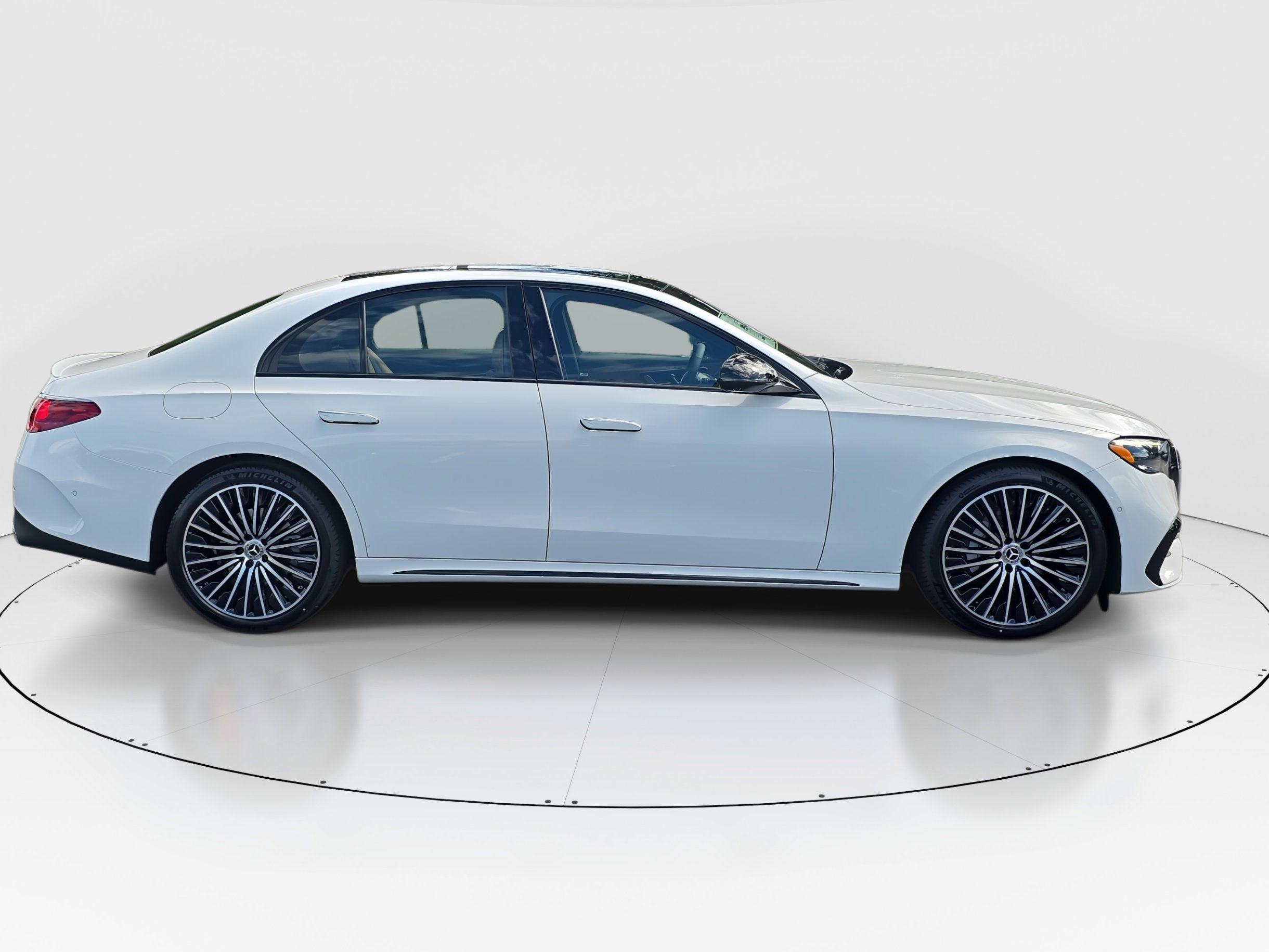 2026 Mercedes Benz E 350 photo 2