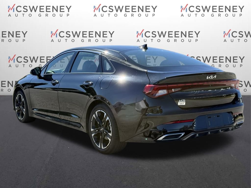 2024 Kia K5 GT-Line photo 3