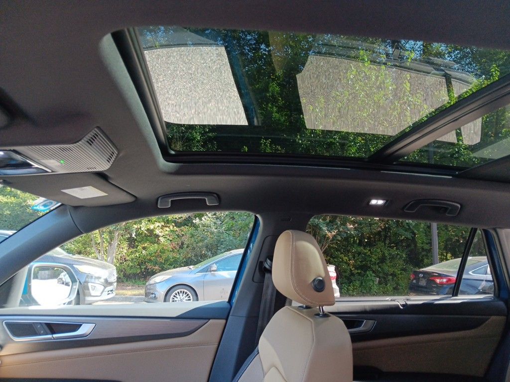 2025 Volkswagen Atlas Cross Sport SE Technology photo 20