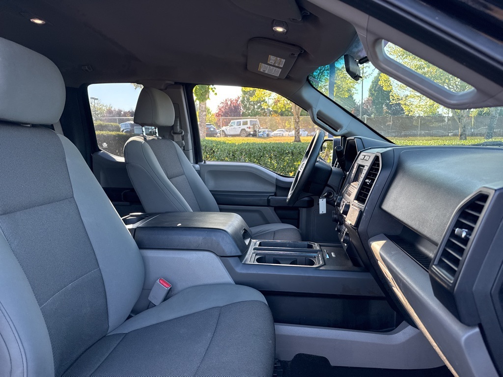 2017 Ford F-150 XL photo 21