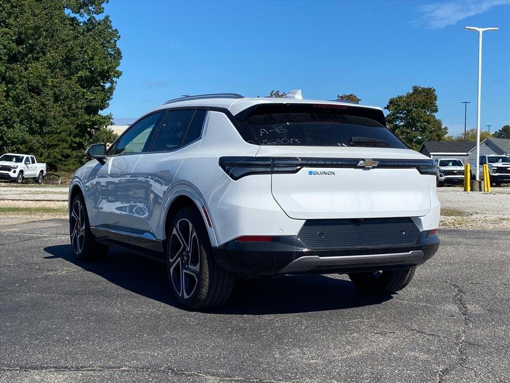 2025 Chevrolet Equinox EV 1LT photo 3