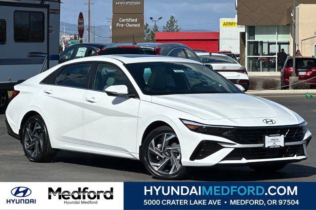 New 2025 Hyundai ELANTRA HYBRID Limited 4dr Car in Medford #46956 ...