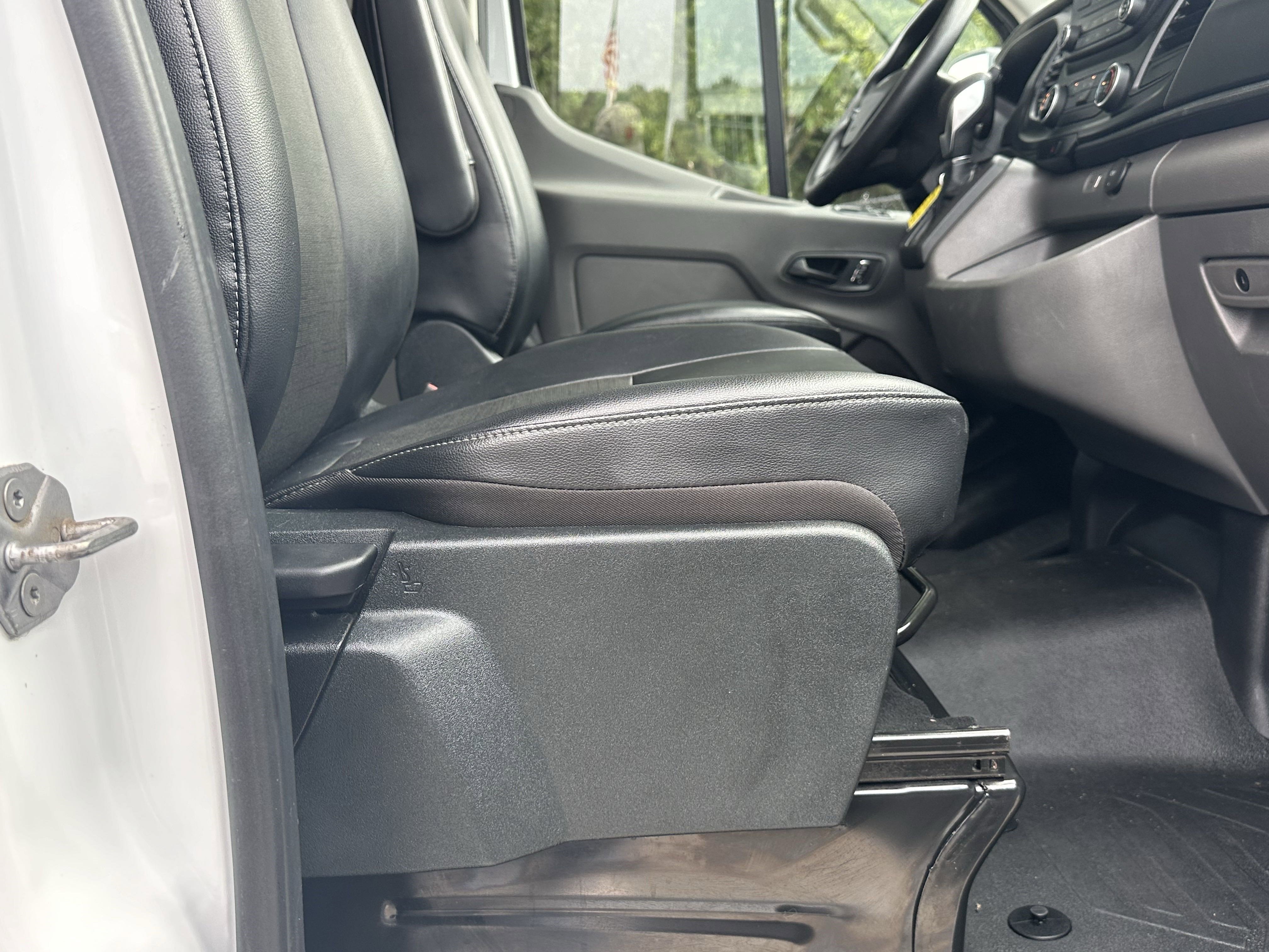 2024 Ford Transit Cargo Van photo 8