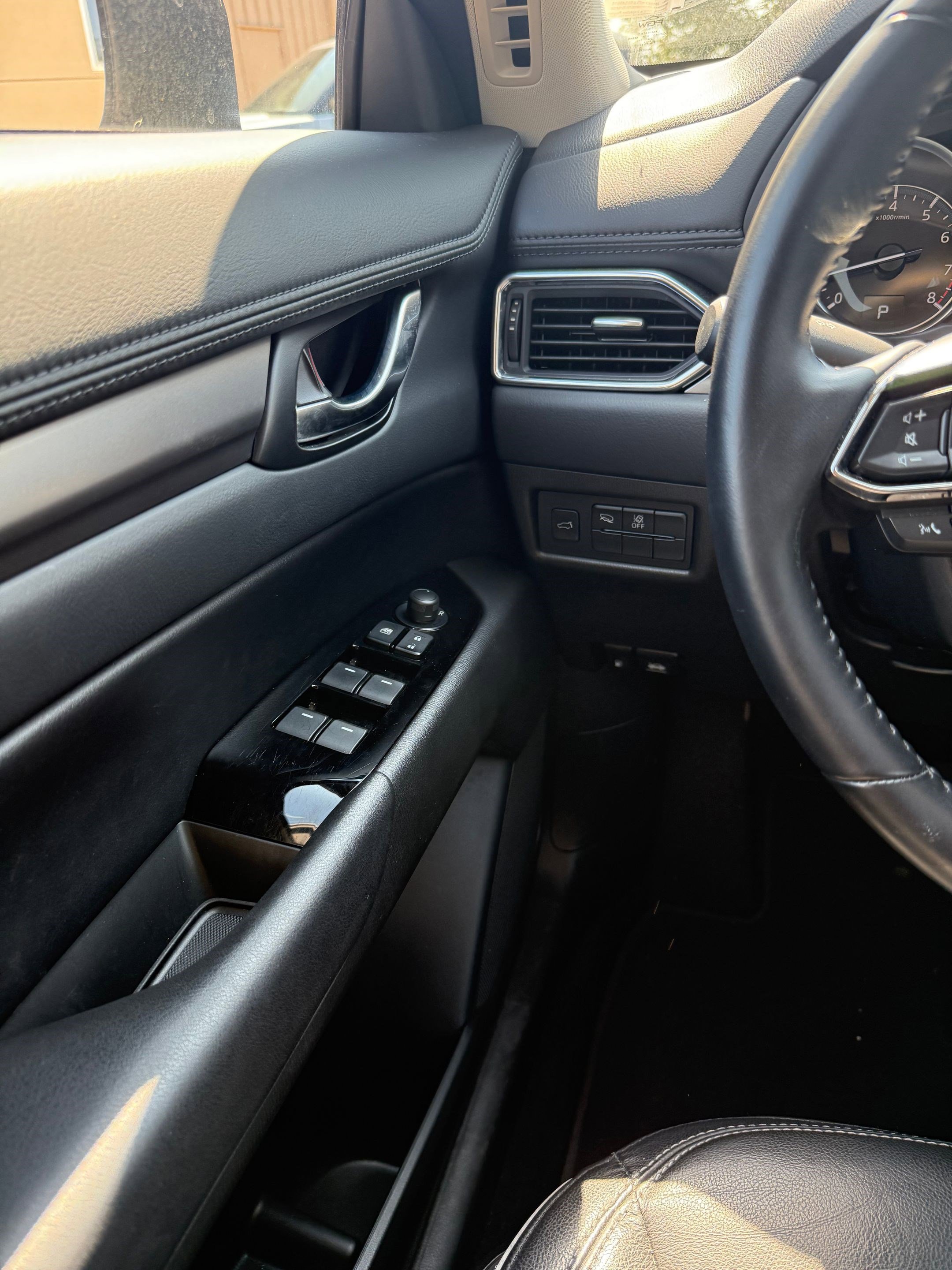 2025 Mazda CX-5 2.5 S Preferred photo 10