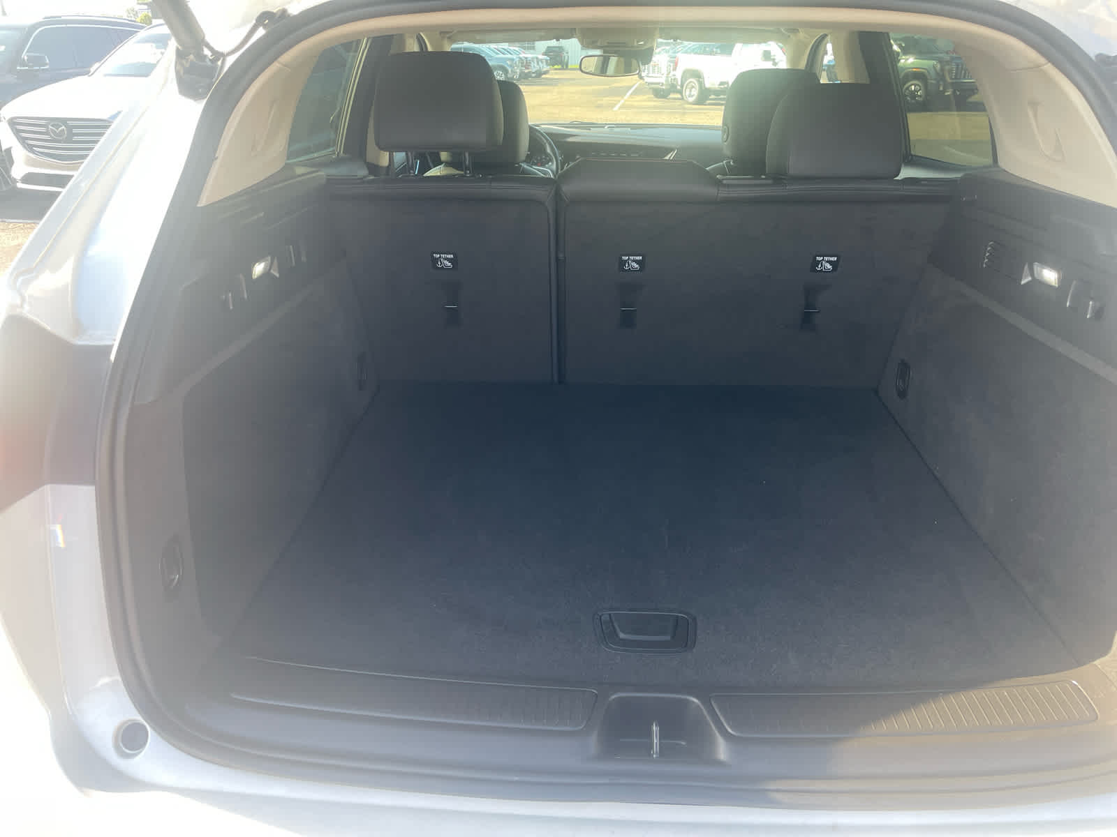 2023 Buick Envision Essence photo 9