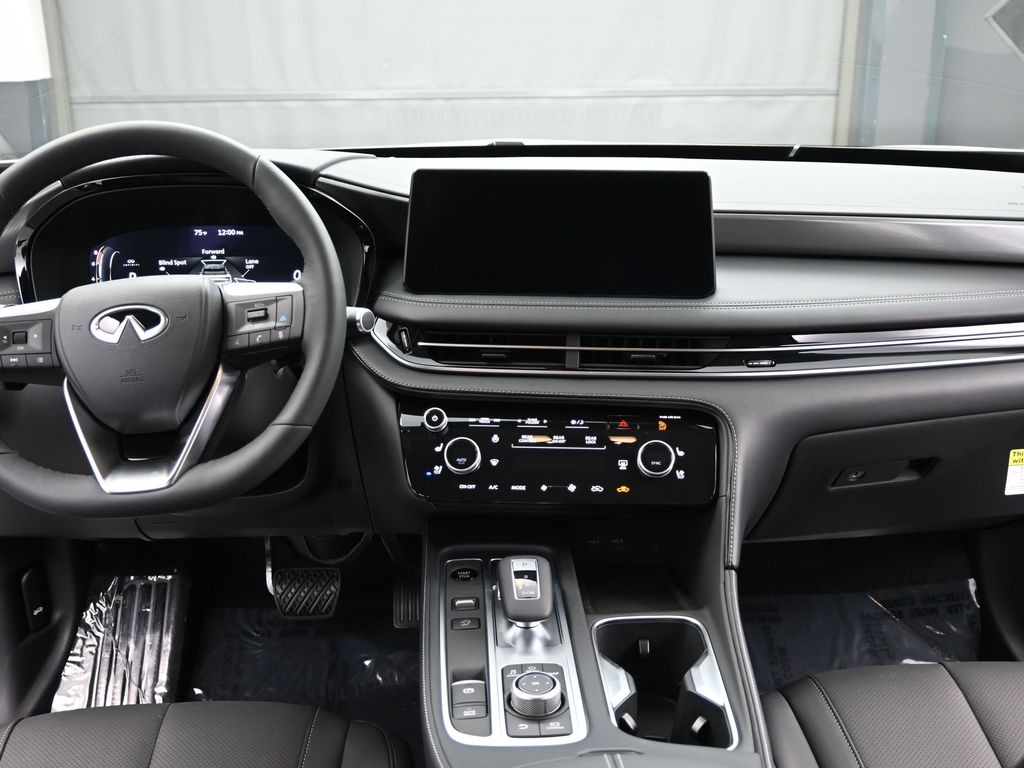 2026 Infiniti QX60 Luxe photo 15