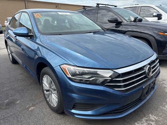 Used 2019 Blue Volkswagen 1.4T S image 1