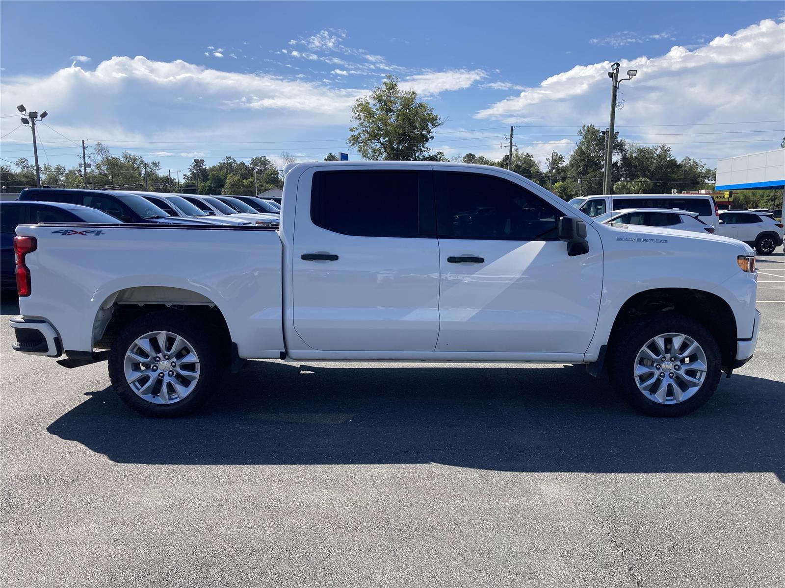 2022 Chevrolet Silverado 1500 Custom photo 8