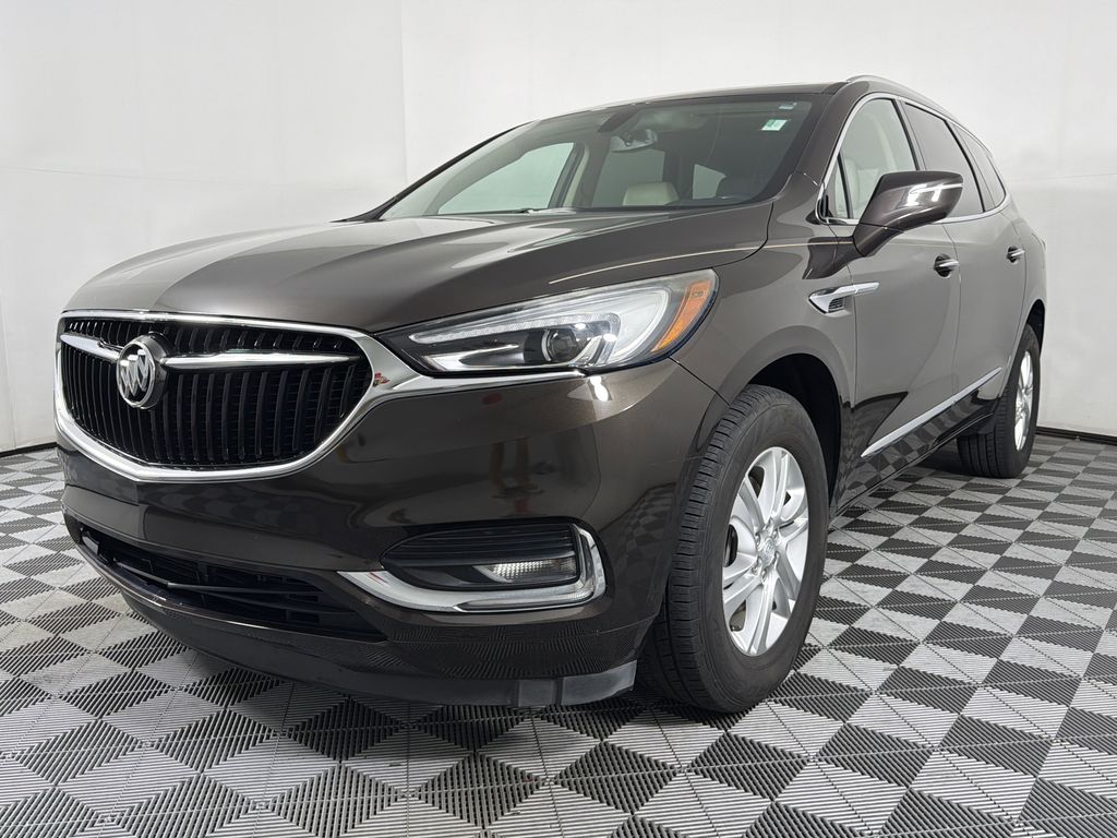 2018 Buick Enclave Essence photo 3