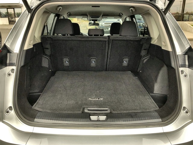 2024 Nissan Rogue SV photo 12