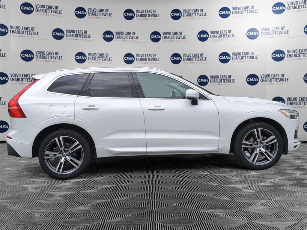 2018 Volvo XC60 T5 Momentum photo 6