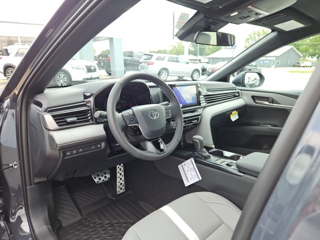 2026 Toyota Camry SE photo 22