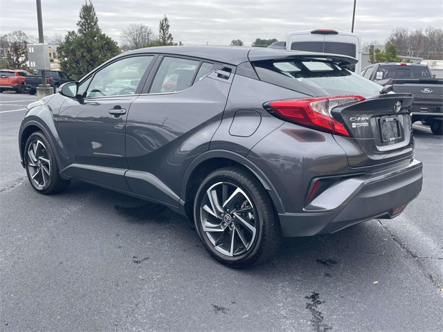 2022 Toyota C-HR Limited photo 4