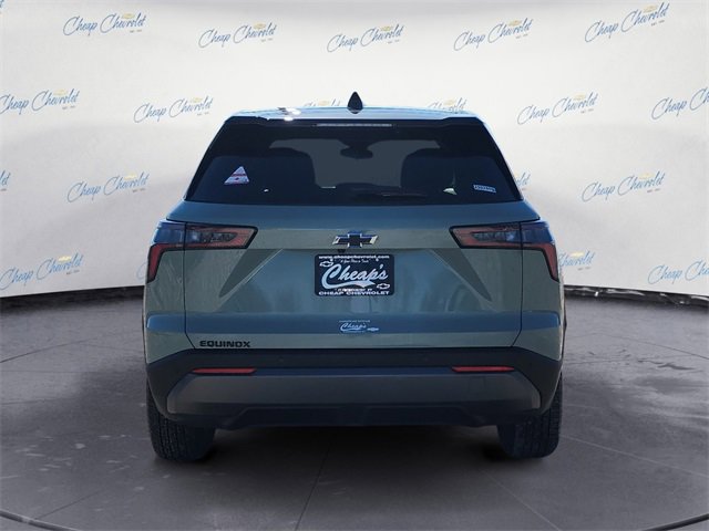 2025 Chevrolet Equinox LT photo 4