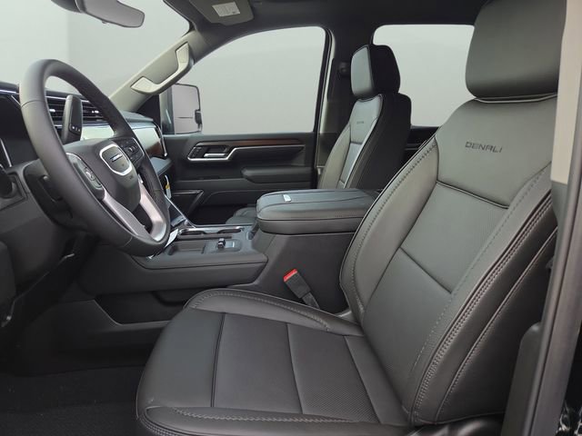 2026 Gmc Sierra 2500 HD Denali photo 17
