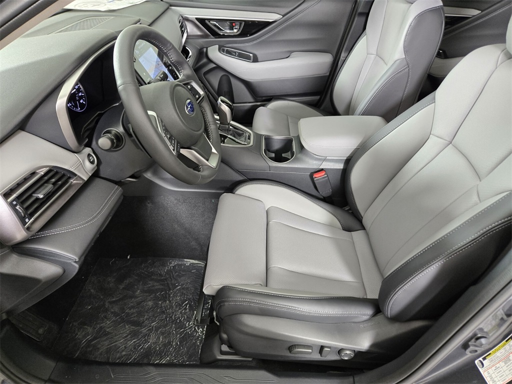 2025 Subaru Outback Limited photo 6