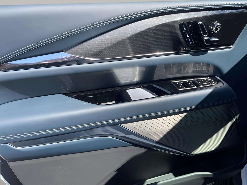 2025 Cadillac Escalade IQ Sport photo 22