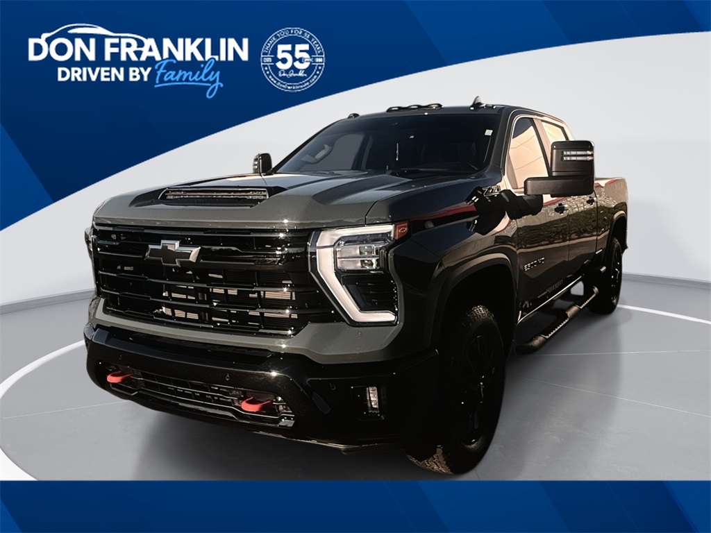 2025 Chevrolet Silverado 2500HD LT's photo