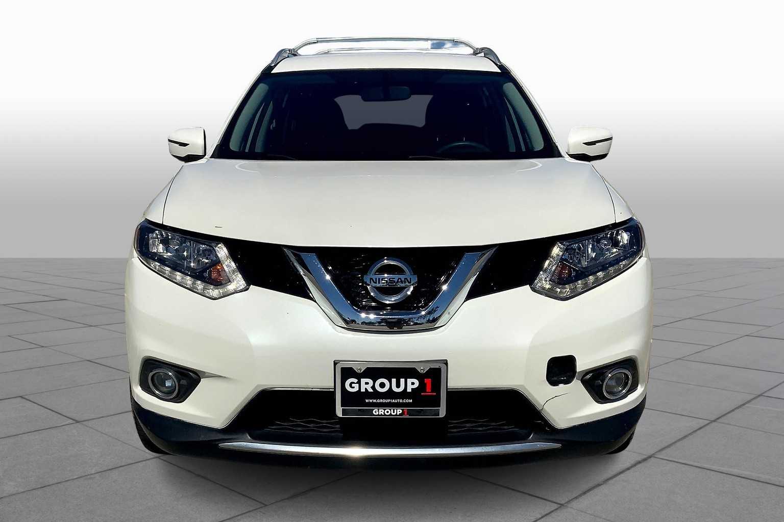 2016 Nissan Rogue SL photo 2