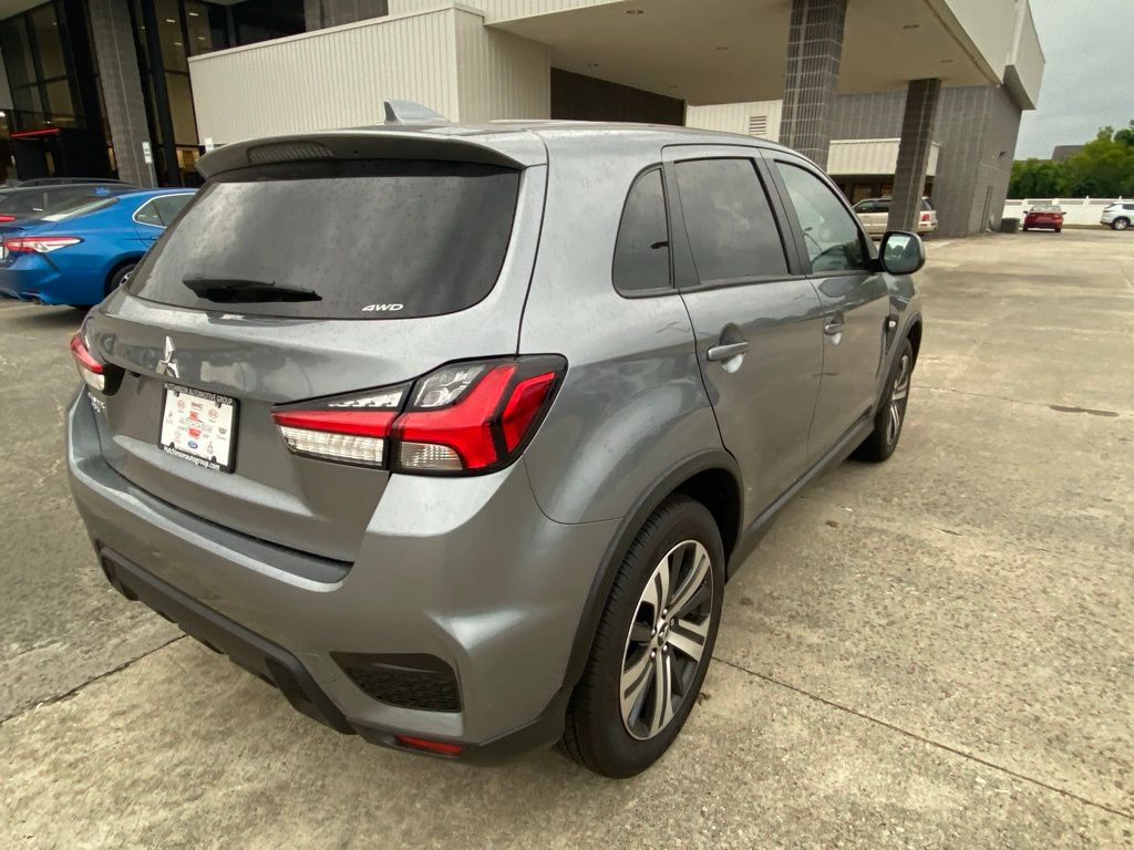 2024 Mitsubishi Outlander Sport ES photo 8