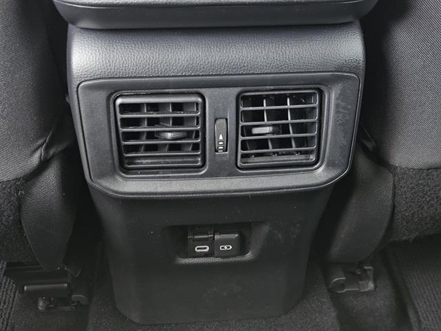 2024 Toyota RAV4 XLE photo 14
