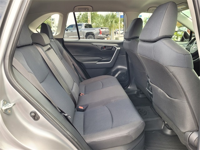 2024 Toyota RAV4 Hybrid LE photo 15