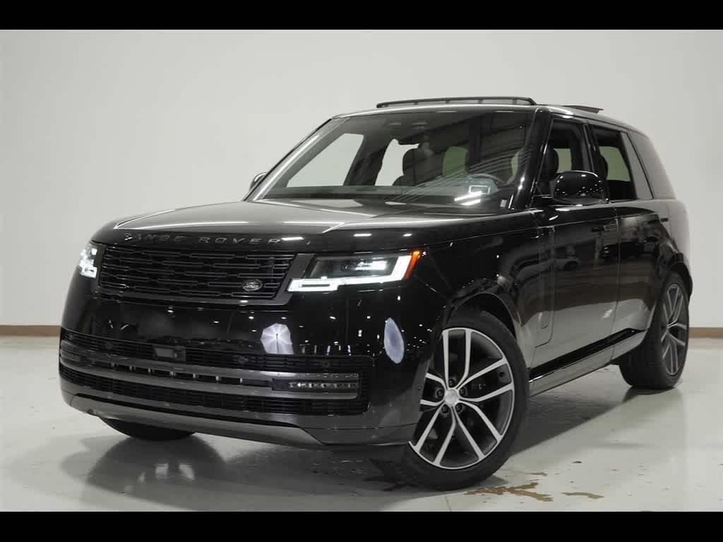 2024 Land Rover Range Rover SE's photo