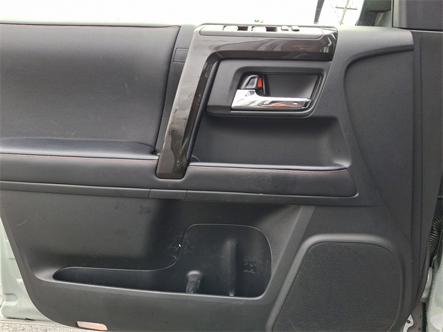 2023 Toyota 4Runner TRD Off-Road Premium photo 22