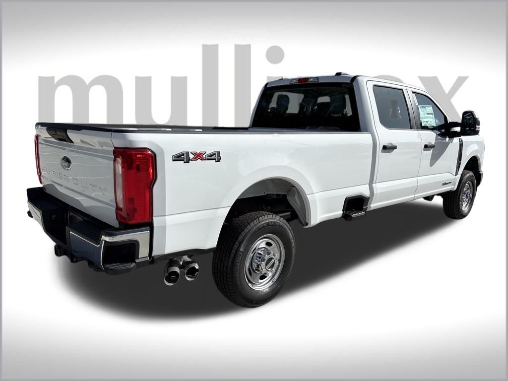 2025 Ford F-250 XL photo 3