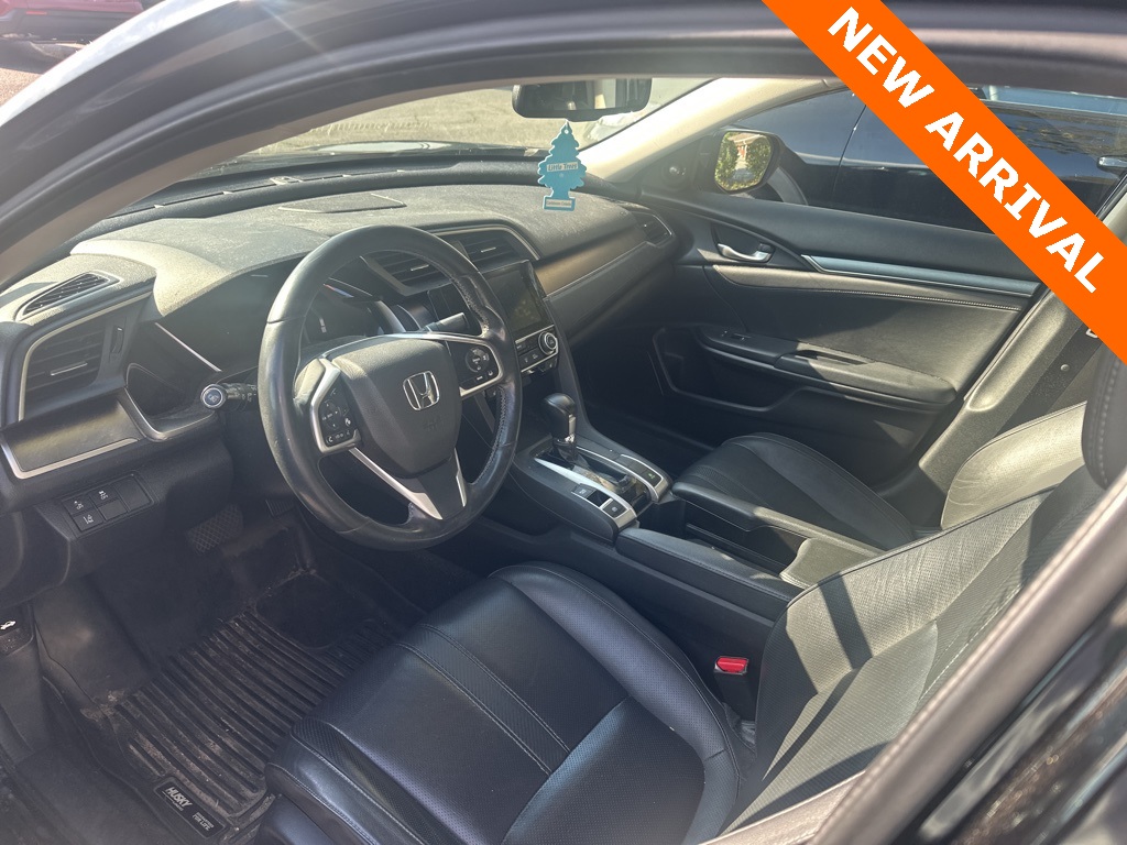 2017 Honda Civic Touring photo 5