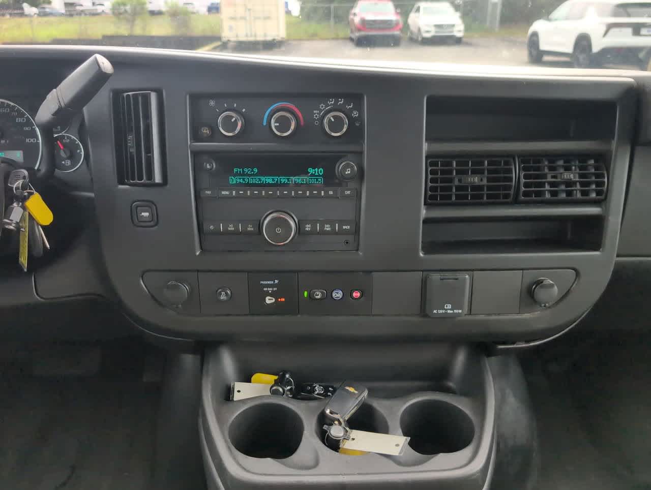 2023 Gmc Savana LS photo 16