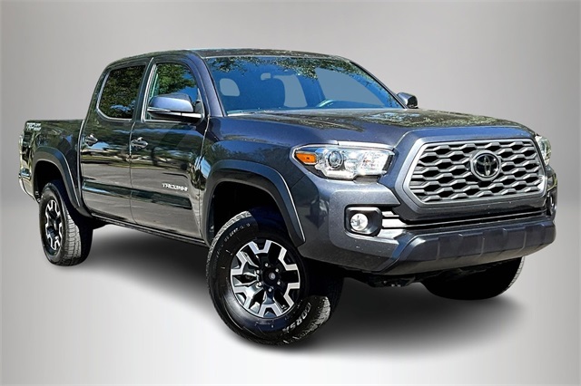 2023 Toyota Tacoma TRD Sport's photo