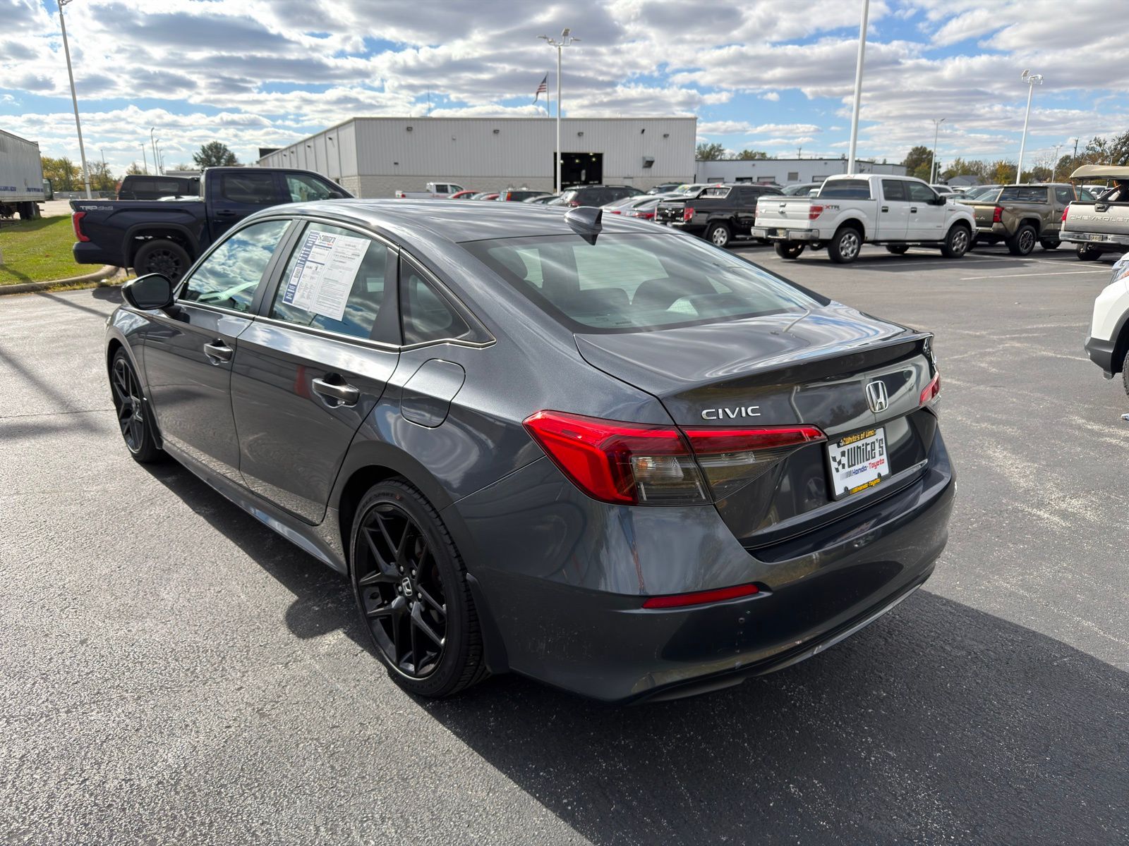 2024 Honda Civic Sport photo 3