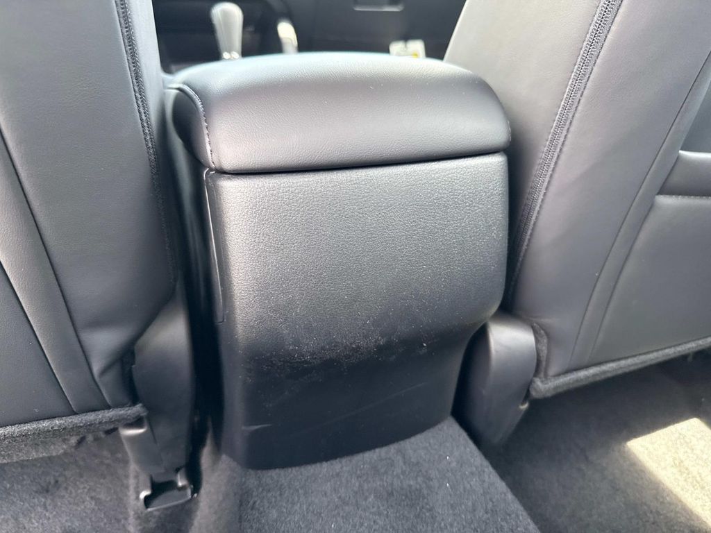2025 Mazda Mazda3 2.5 Select Sport photo 17