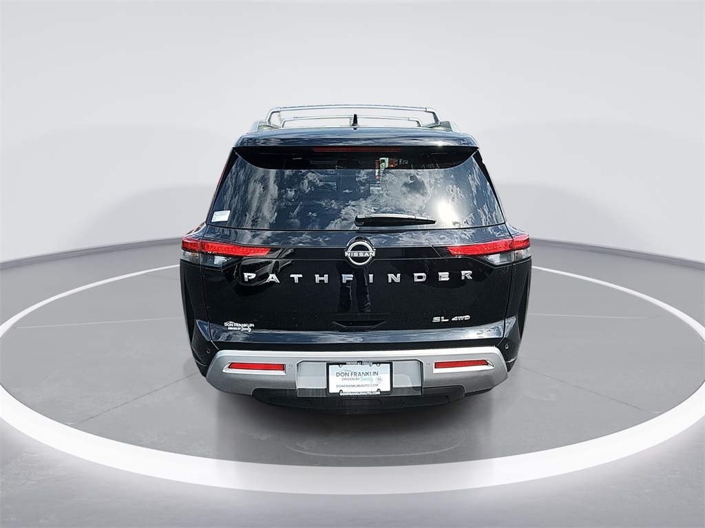 2022 Nissan Pathfinder SL photo 7
