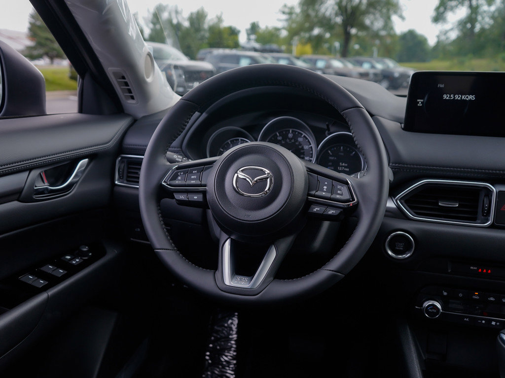2025 Mazda CX-5 2.5 S Preferred photo 11