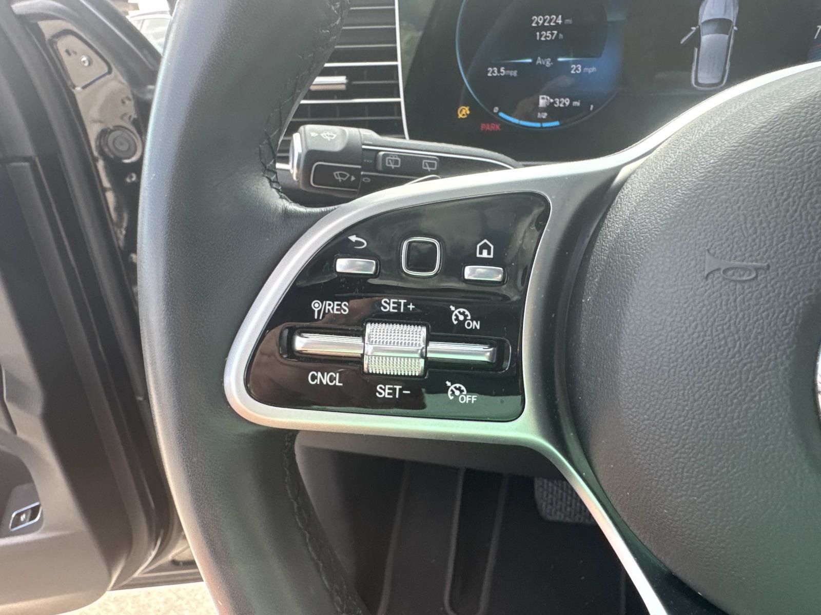 2022 Mercedes Benz GLE 350 photo 21