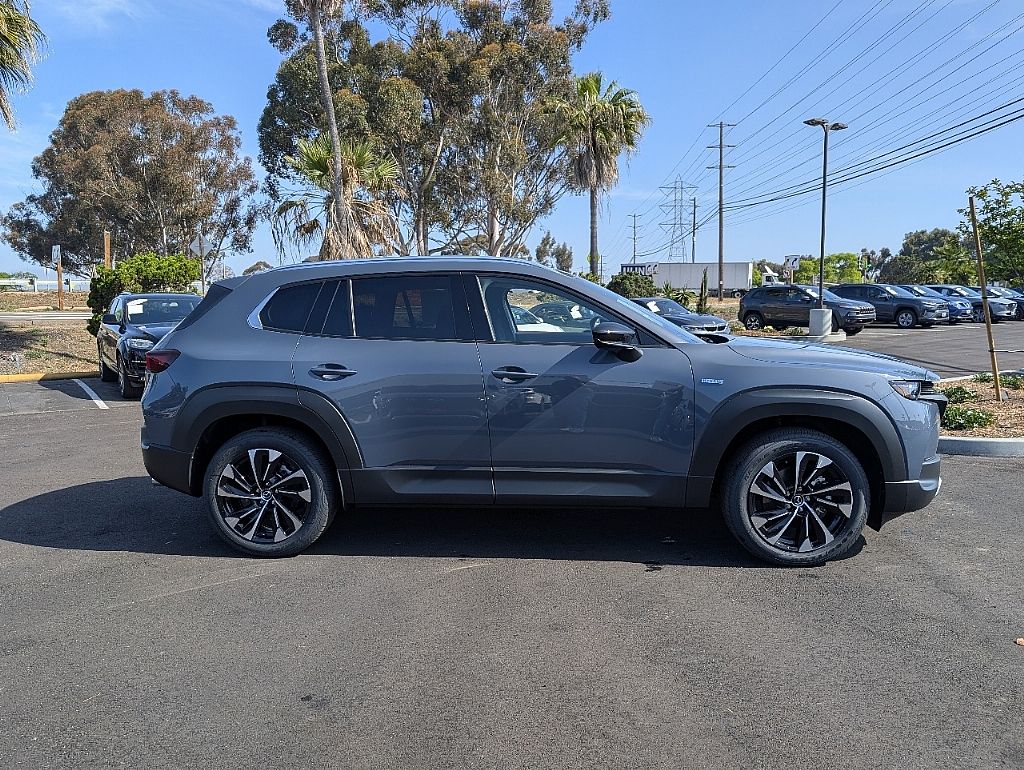 2025 Mazda CX-50 Premium Plus photo 6