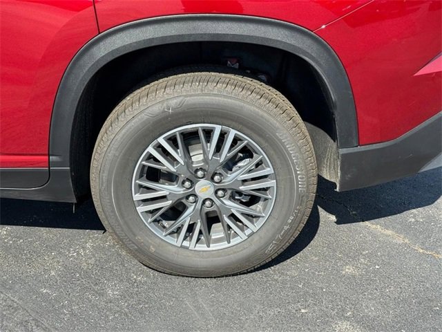 2026 Chevrolet Traverse photo 3