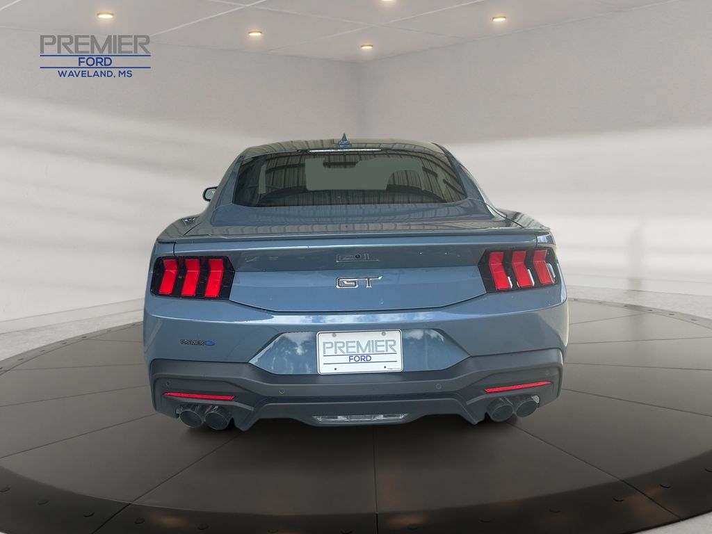 2025 Ford Mustang GT Premium photo 4